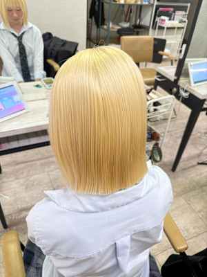 ホワイトベージュ