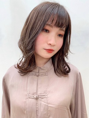 ミディアムレイヤー×ナチュラルカラー