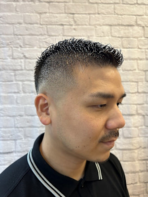 オシャレアイロンパーマ×フェードスタイル！