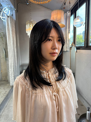 ステップボーンカット/レイヤーカット/ハッシュカット