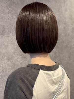 20代/ボブ/ミニボブ/前髪ありボブ/縮毛矯正/