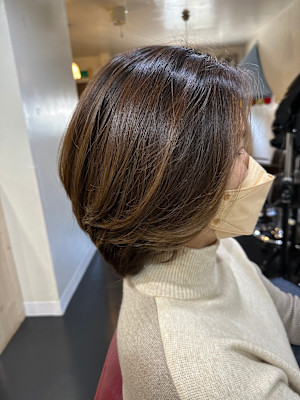 ハイライト・白髪ぼかしスタイル