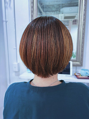 大人可愛い丸みシルエットボブ