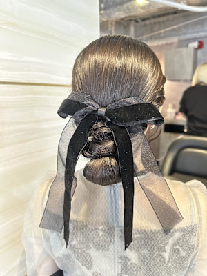 《HIna》タイトシニヨン