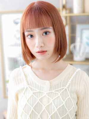 ぱっつん前髪ミルクティーピンク小顔ミニボブ　チェリーレッド