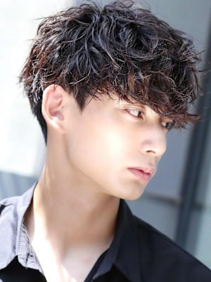 ツイストスパイラル無造作マッシュ