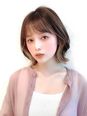 ボブウルフ外国人風カラー韓国ツヤカラー透明感20代ぱつっとボ