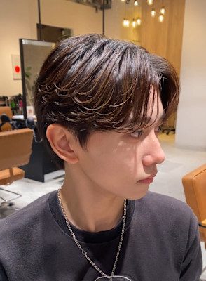 毛ながらの綺麗なセンターパート