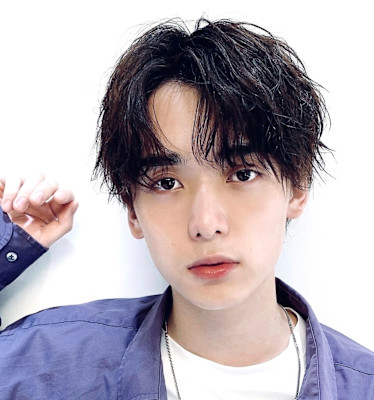 コンマヘアツイストスパイラル黒髪韓国20代30代40代銀座