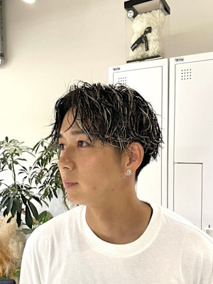 メンズパーマ×ハイライト