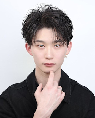 スッキリめフェザーショート