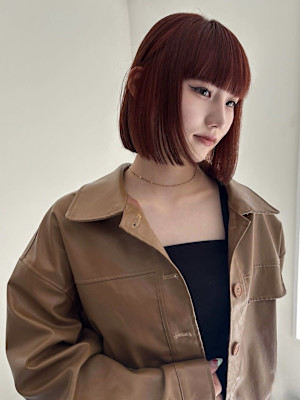 ワインレッドボルドー切りっぱなしボブワイドバング