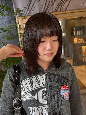 ミディアム顔周りレイヤー