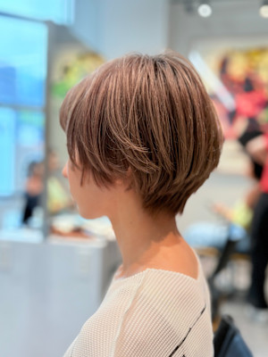 前下がりショート・ボブ/絶壁解消/前髪あり/40代/30代