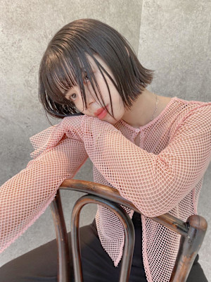 【ぱっつとボブ】