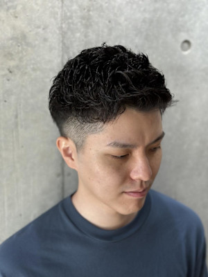 メンズパーマビジネスショート