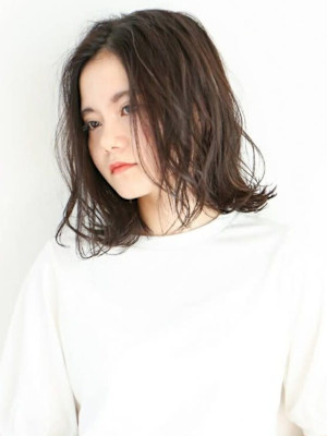 ミディアム 外ハネ 髪質改善トリートメント 20代30代