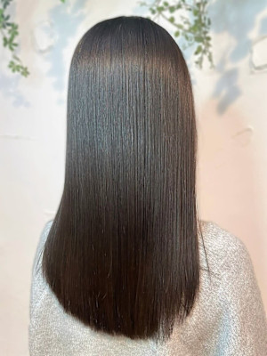 ダークグレージュ 透明感カラー 髪質改善トリートメント 美髪