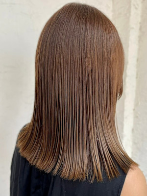 オリーブベージュ 透明感カラー 髪質改善トリートメント 艶髪