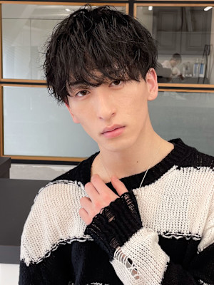 ツイスパ×波打ちスパイラルパーマで色気をプラス◎メンズ