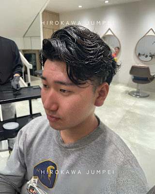 大人の色気漂うオールバックパーマ【三軒茶屋】	