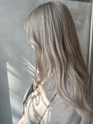 LONG・ベージュ・トリートメント・ブリーチ