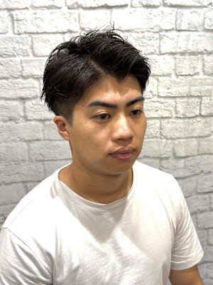 爽やかツーブロアップバング