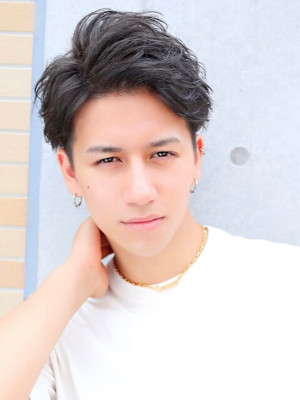 リバースかき上げアップバングビジネス ソフトツーブロック