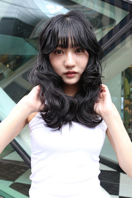 ステップボーンカット/レイヤーカット/ハッシュカット