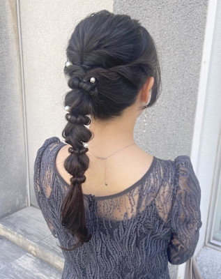 黒髪ロング　お呼ばれポニーテールアレンジ