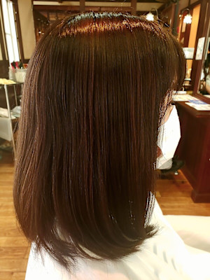 ミディアムボブ