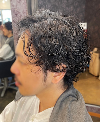 【大人の余裕をまとった抜け感】ツイストスパイラルパーマ