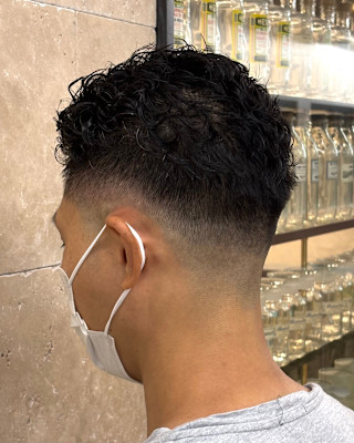 渋さ全開“極道パーマ”