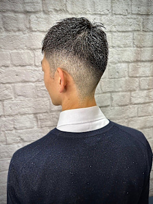 スポーツ刈り/ソフトモヒカン【理容室/バーバー/フェード】