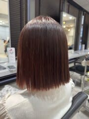 あご下切りっぱなしボブ