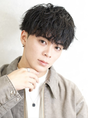 confidence -MEN'S HAIR-×スタイル