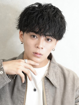 confidence -MEN'S HAIR-×スタイル