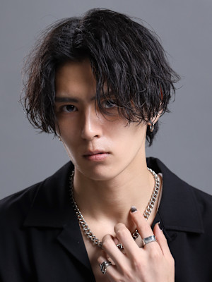 confidence -MEN'S HAIR-×スタイル