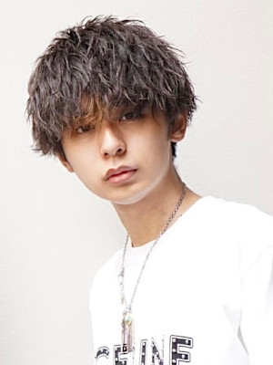 confidence -MEN'S HAIR-×スタイル