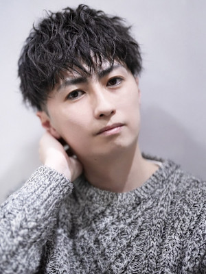 confidence-MEN’S HAIR-×スタイル