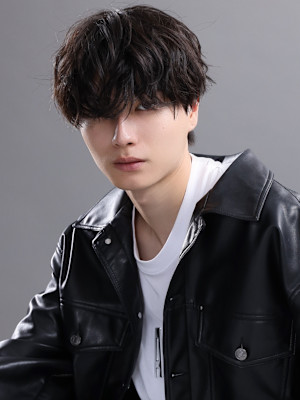 confidence-MEN’S HAIR-×スタイル