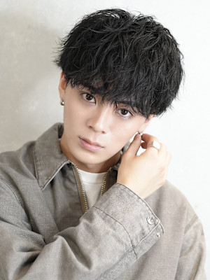 confidence-MEN’S HAIR-×スタイル