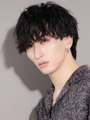 confidence-MEN’S HAIR-×スタイル