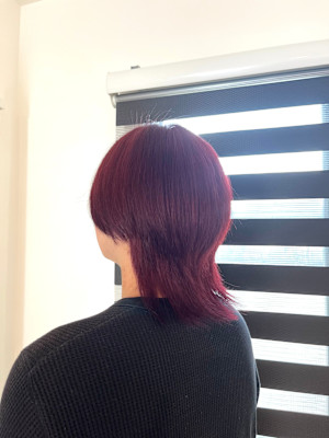 チェリーレッド