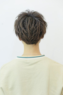 【無造作】前下がりマッシュ　スパイラルパーマ