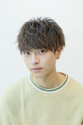 【無造作】前下がりマッシュ　スパイラルパーマ