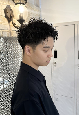 刈り上げスパイキーショート