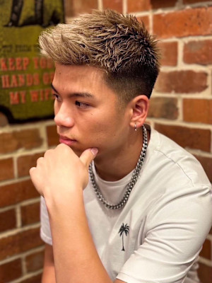 スパイキーショート