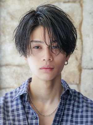 モテる黒髪ネープレスショート束感モテ髪ワックスなしマッシュ