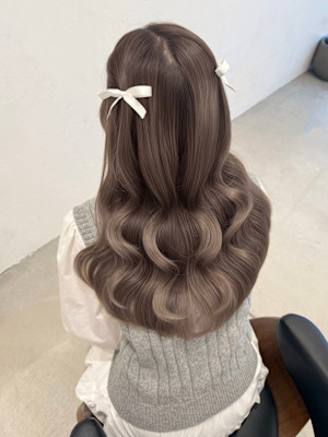 ベージュカラー×サブリミック